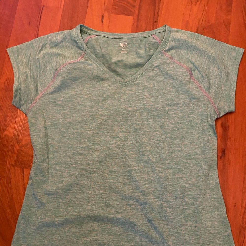 Green everlast dri fit V neck T shirt